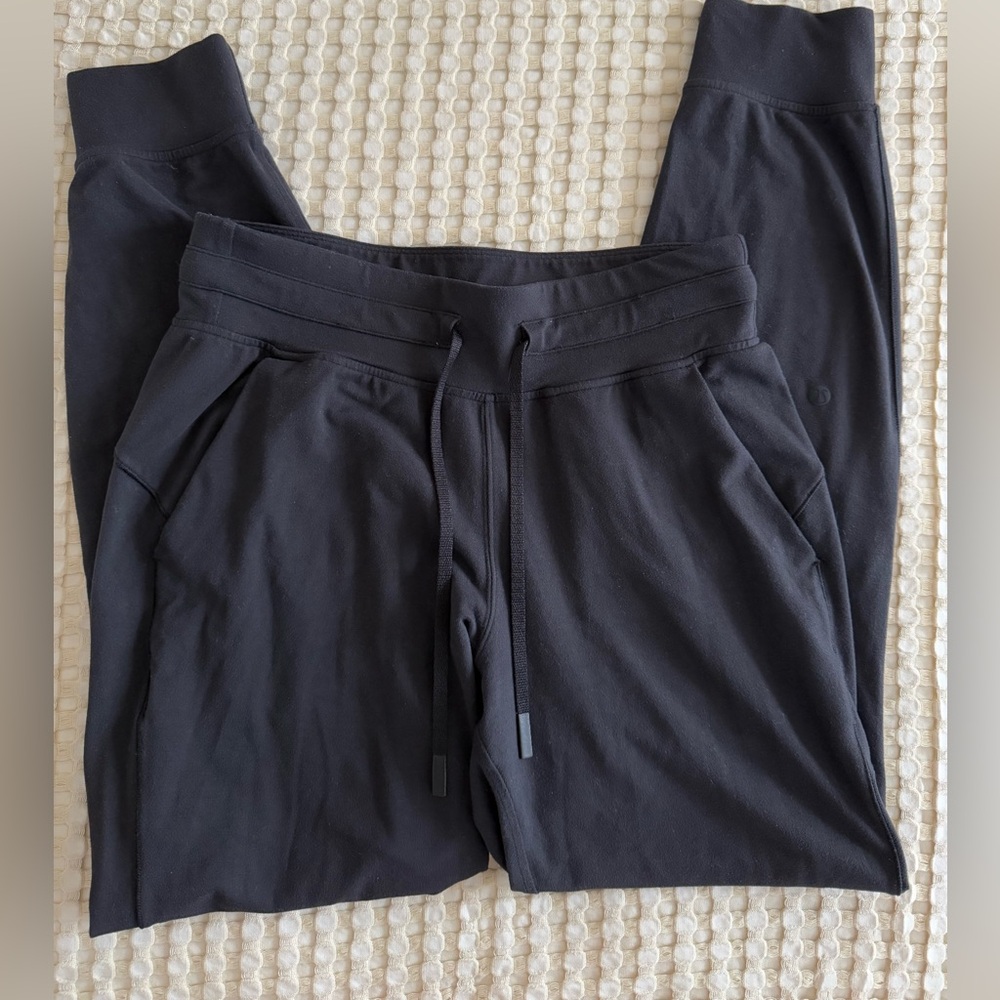 LULULEMON JOGGERS
